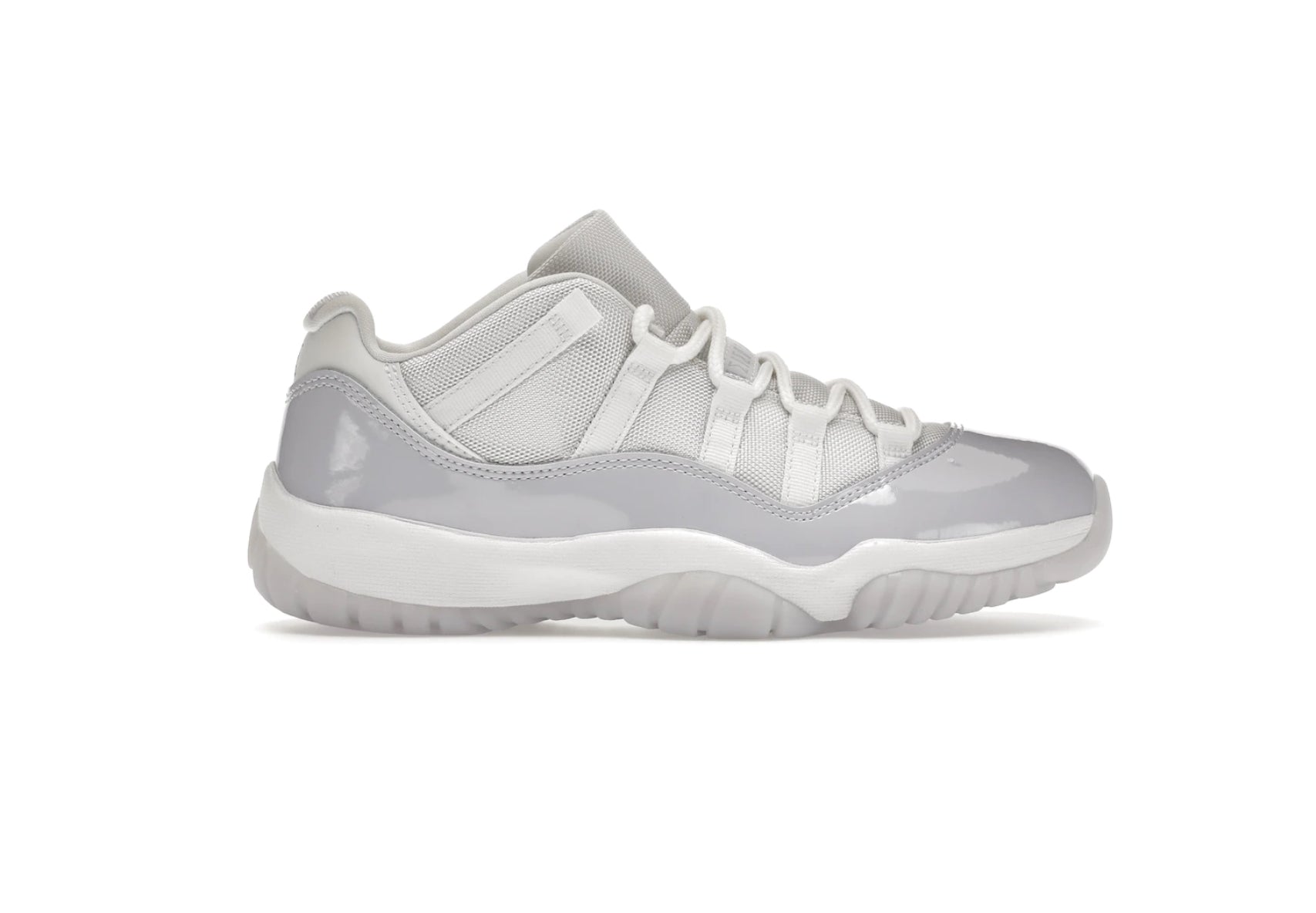 WMNS Air Jordan 11 Retro Low “Pure Violet”
