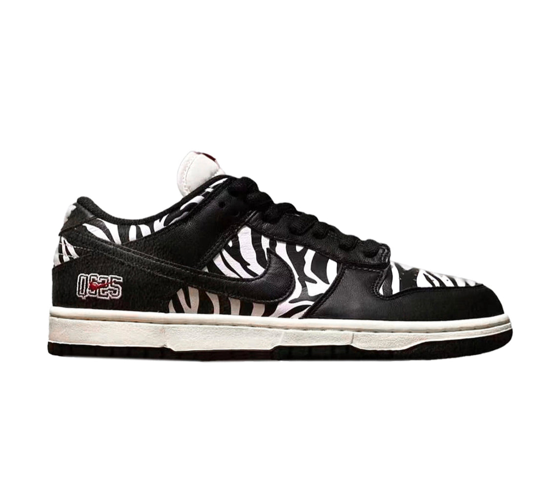 Nike SB Dunk Low “Quartersnacks Zebra”